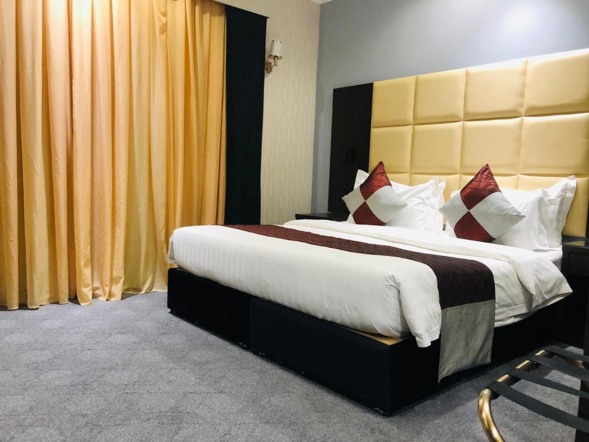 M Platinum Hotel Medina Ngoại thất bức ảnh